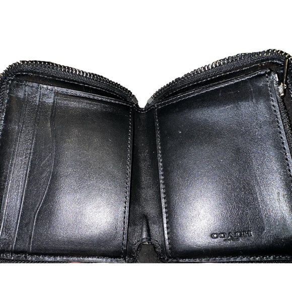 Men’s- Coach- Gray Logo Full Zipper Leather Wallet- EUC - Picture 2 of 2